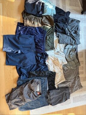Multiple Brands Men's Shorts Bundle (Nike, Under Armor, Tommy Bahama, O’Neil +)